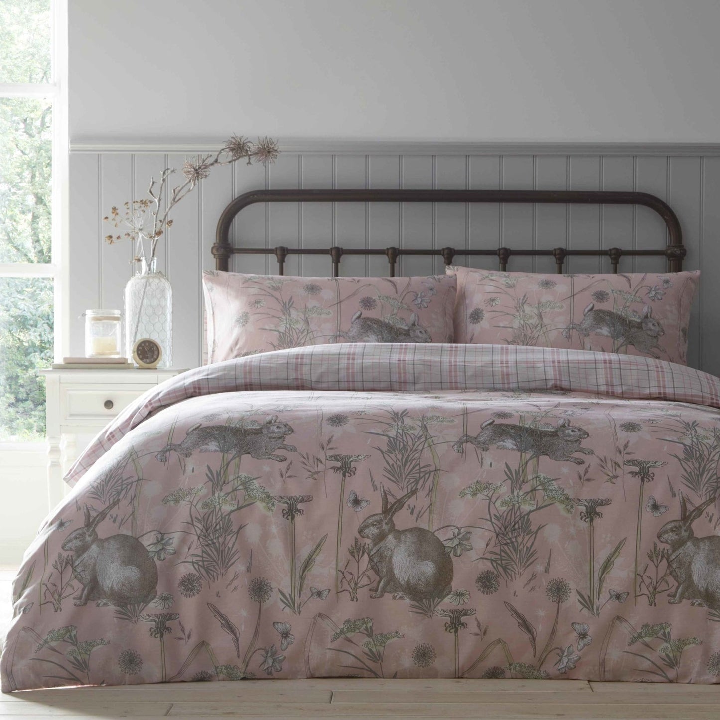 Rabbit Meadow Blush Double Duvet Set