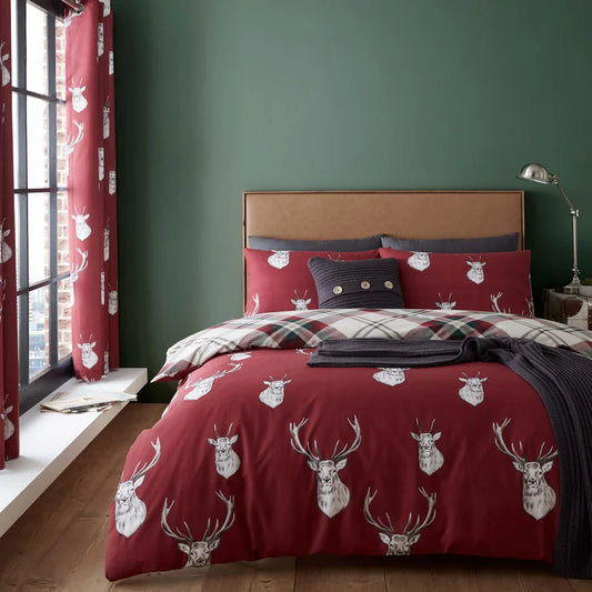 Munro Stag Caravan & Motorhome Duvet set - Red