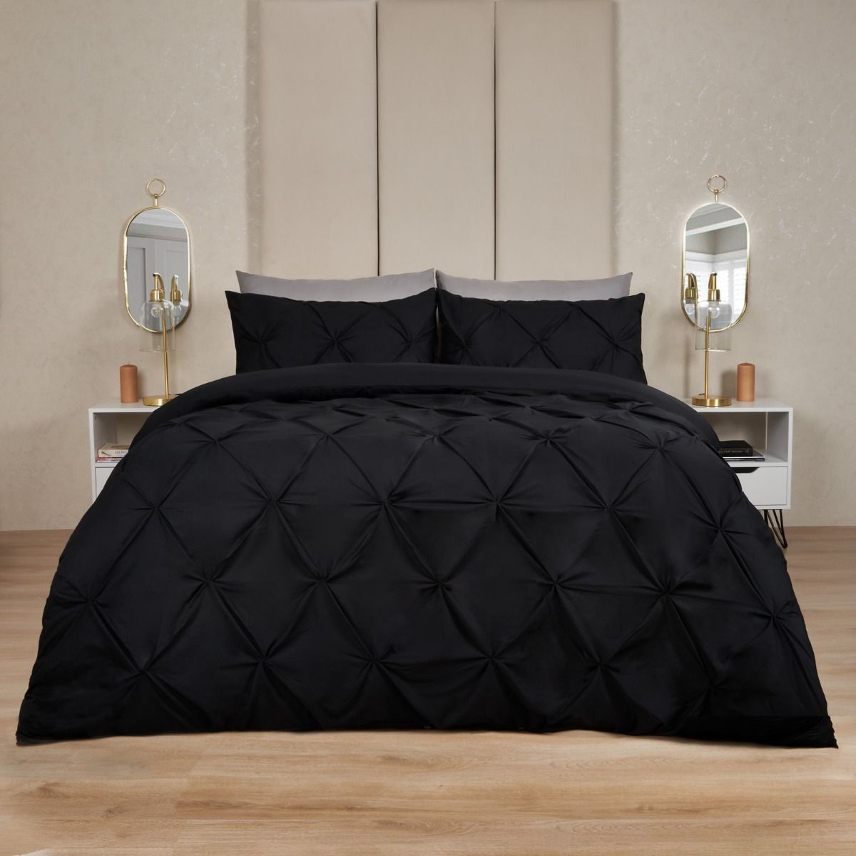 Diamond Pintuck Double Duvet Set - Black